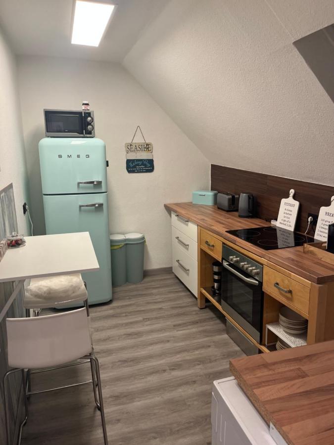 Sandys-Beachhouse Em 2024 Stadion -16 Fahrminuten Ferienwohnung Abtei Brauweiler Business Kueche Klima Parken Relax Travel Work Koeln Naehe Pulheim Extérieur photo